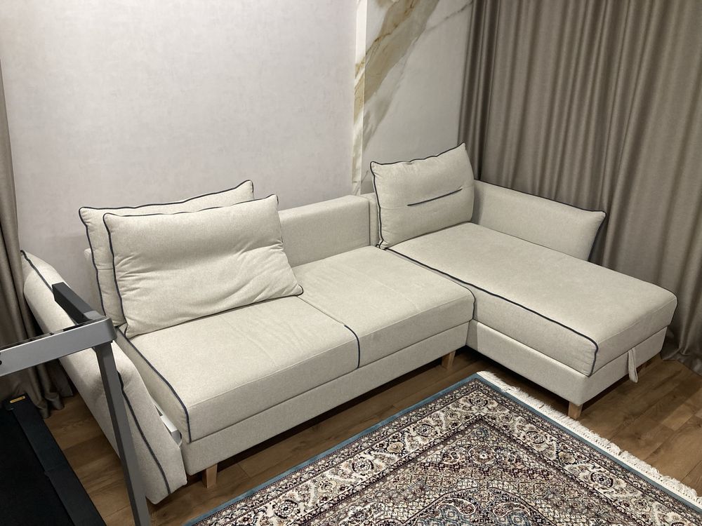 Диван продам почти новый