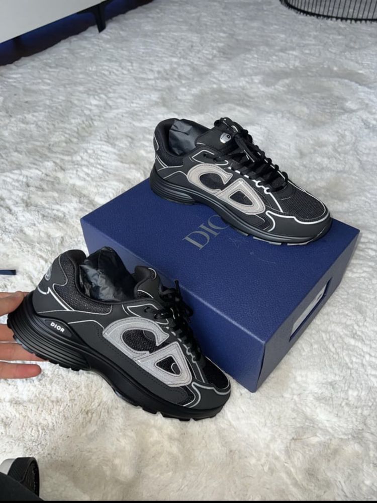 Dior b30