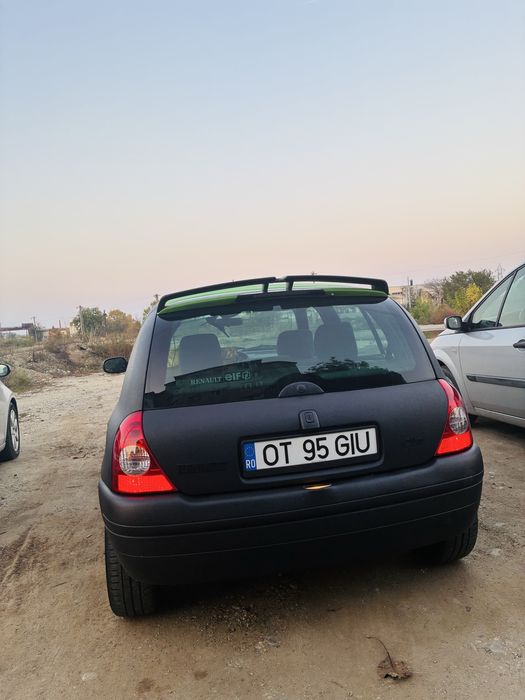 Renaul Clio-raptor