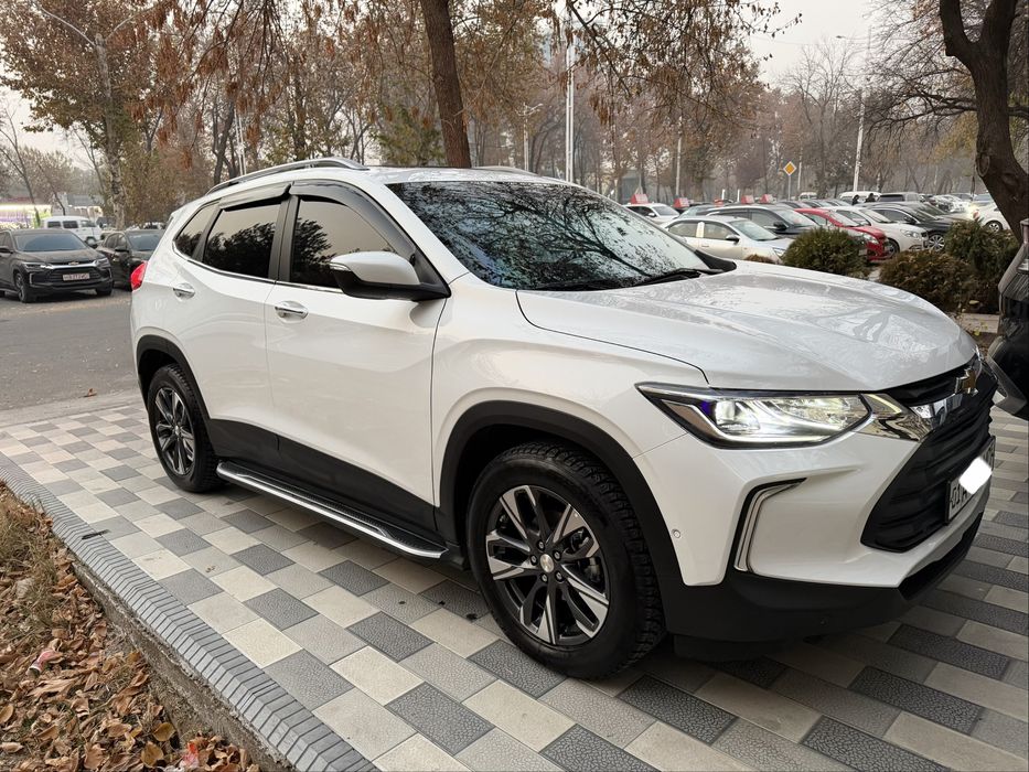 Tracker 2 premier plus, 2024