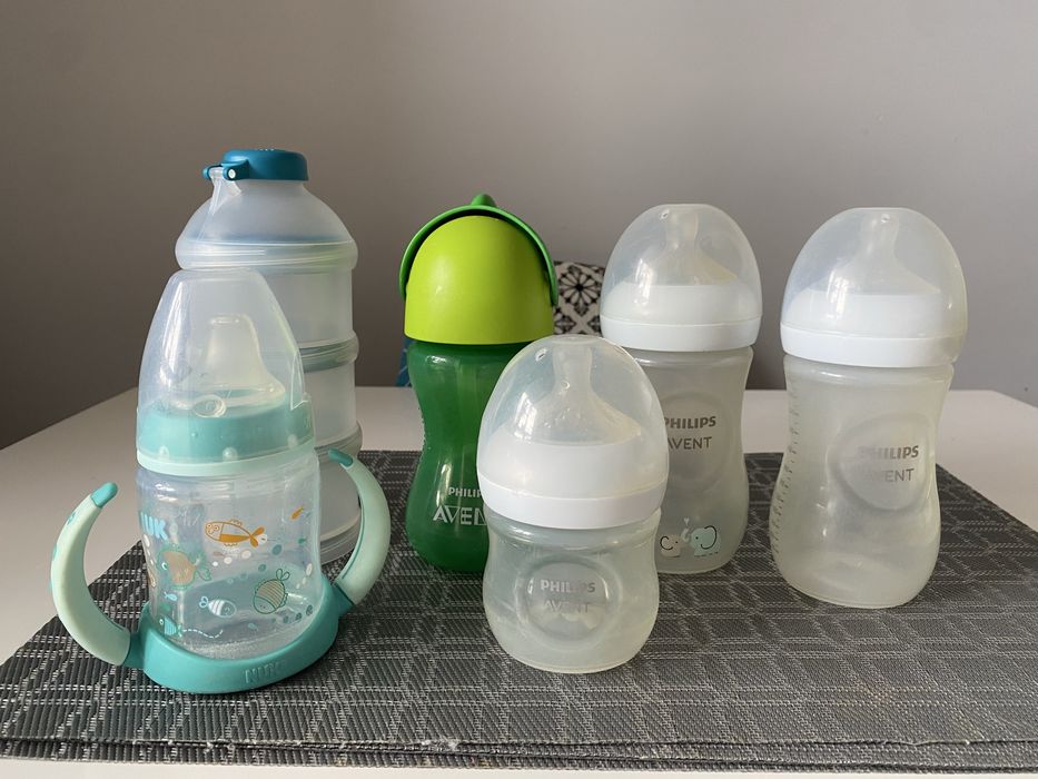 Лот бебешки шишета и дози за мляко