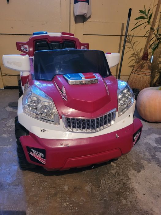 Masina elecrica pentru copii