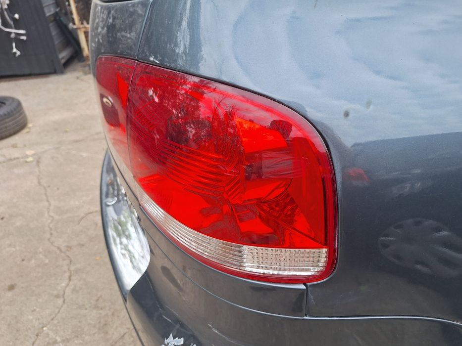 Lampa spate / Stop dreapta VOLKSWAGEN TOUAREG 7LA, 7L6, 7L7 2002 - 201