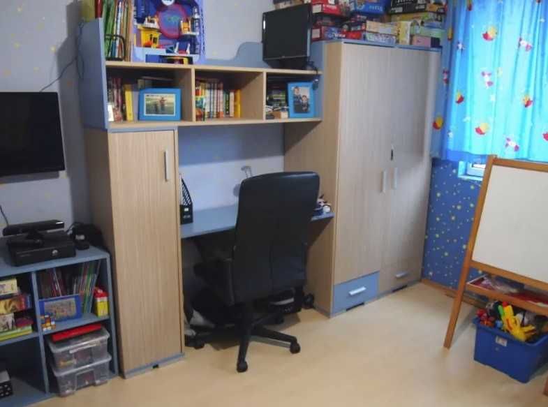 Тристаен апартамент в  Левски Г