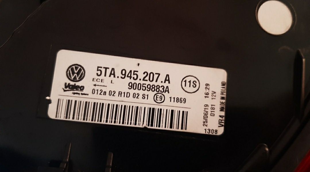 Stop stanga Vw Touran 2019 5TA 945 207 A