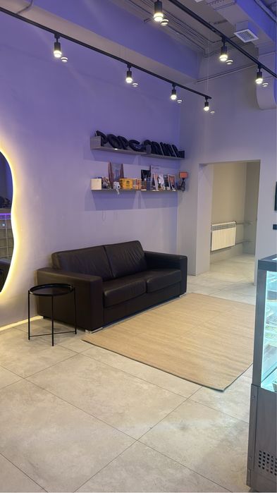 Диван кожанный раскладывающийся