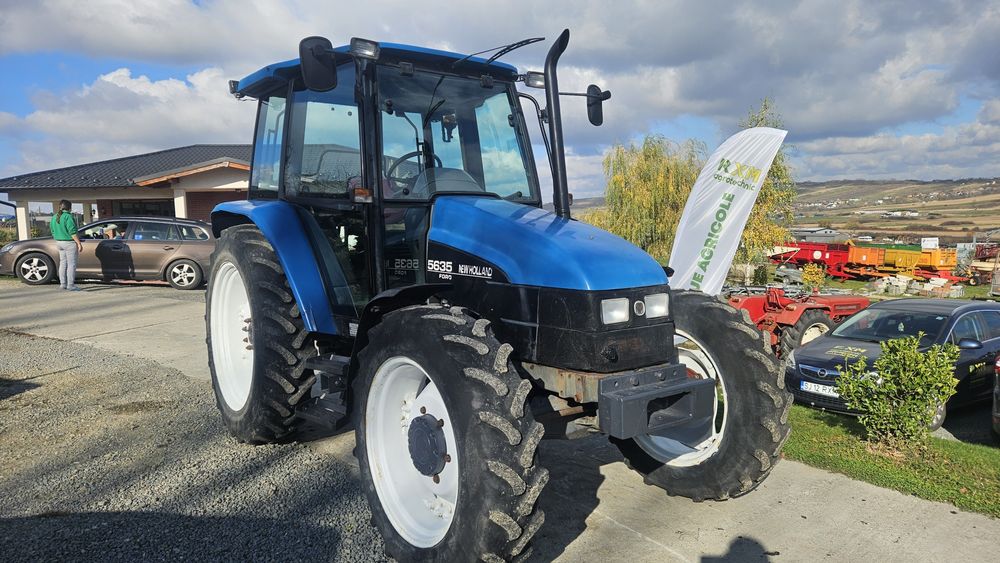 Tractor New Holland TL 75 Ford 5635