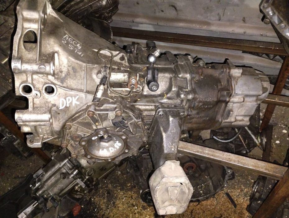 Кпп на Ауди А6С5 V6 2.5TDI 6ступка