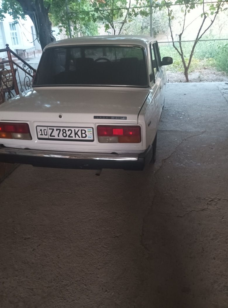 Jiguli 07 sotiladi
