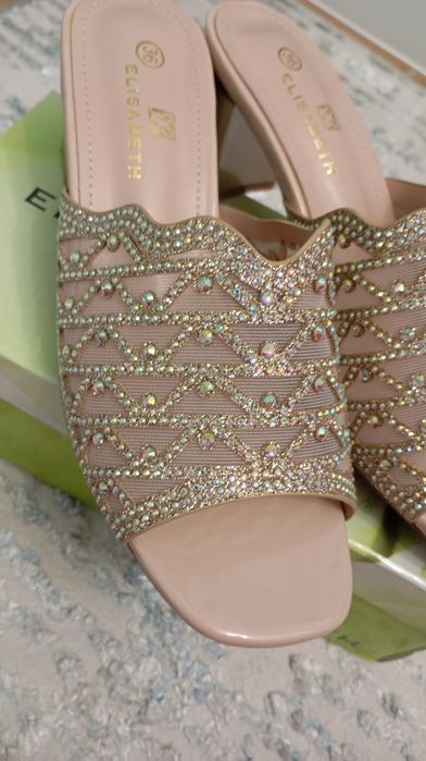 Келинлар учун ойок кийим