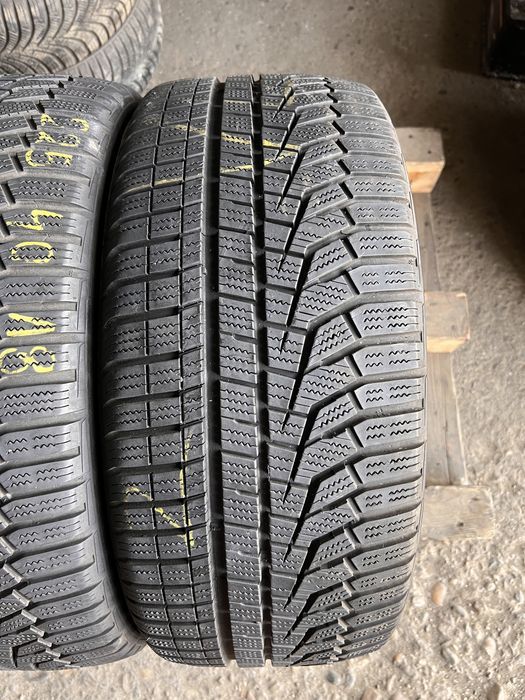 2 anvelope iarna 225/40/18 , hankook , rsc 7 mm !