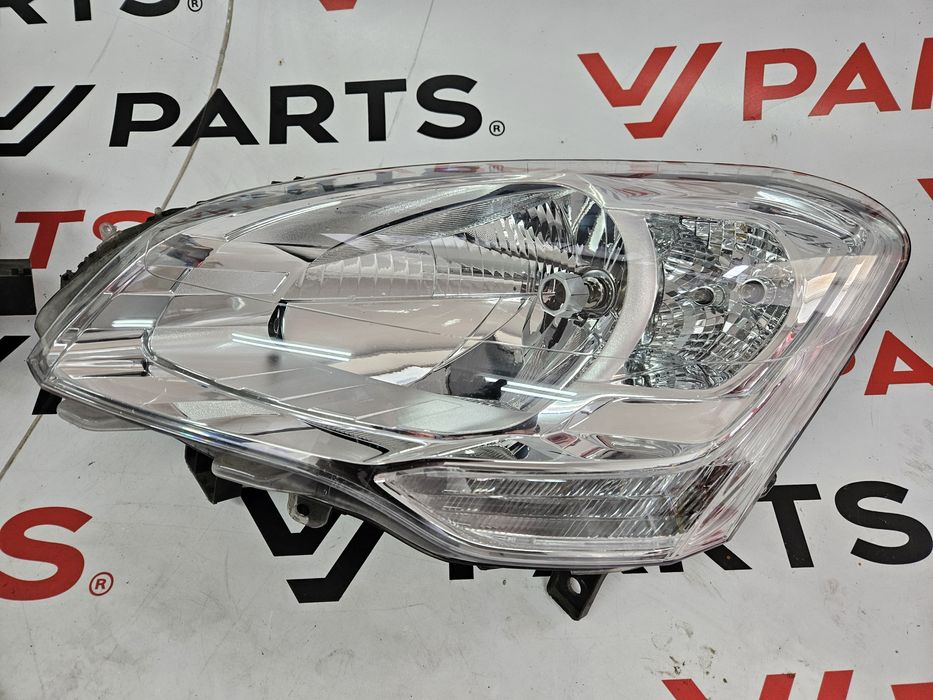 Фар стоп стопове предна броня Citroen c3 Berlingo 2009 Pluriel