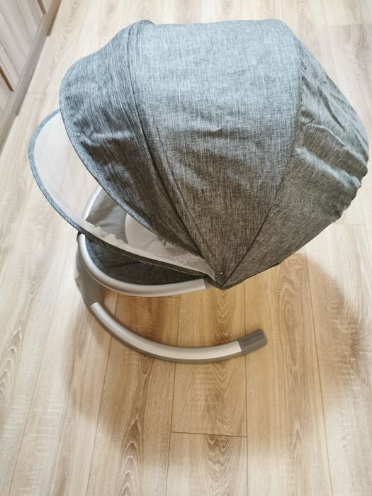 Продавам шезлонг за бебе Cangaroo