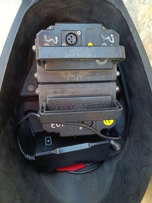 Scuter electric  ..