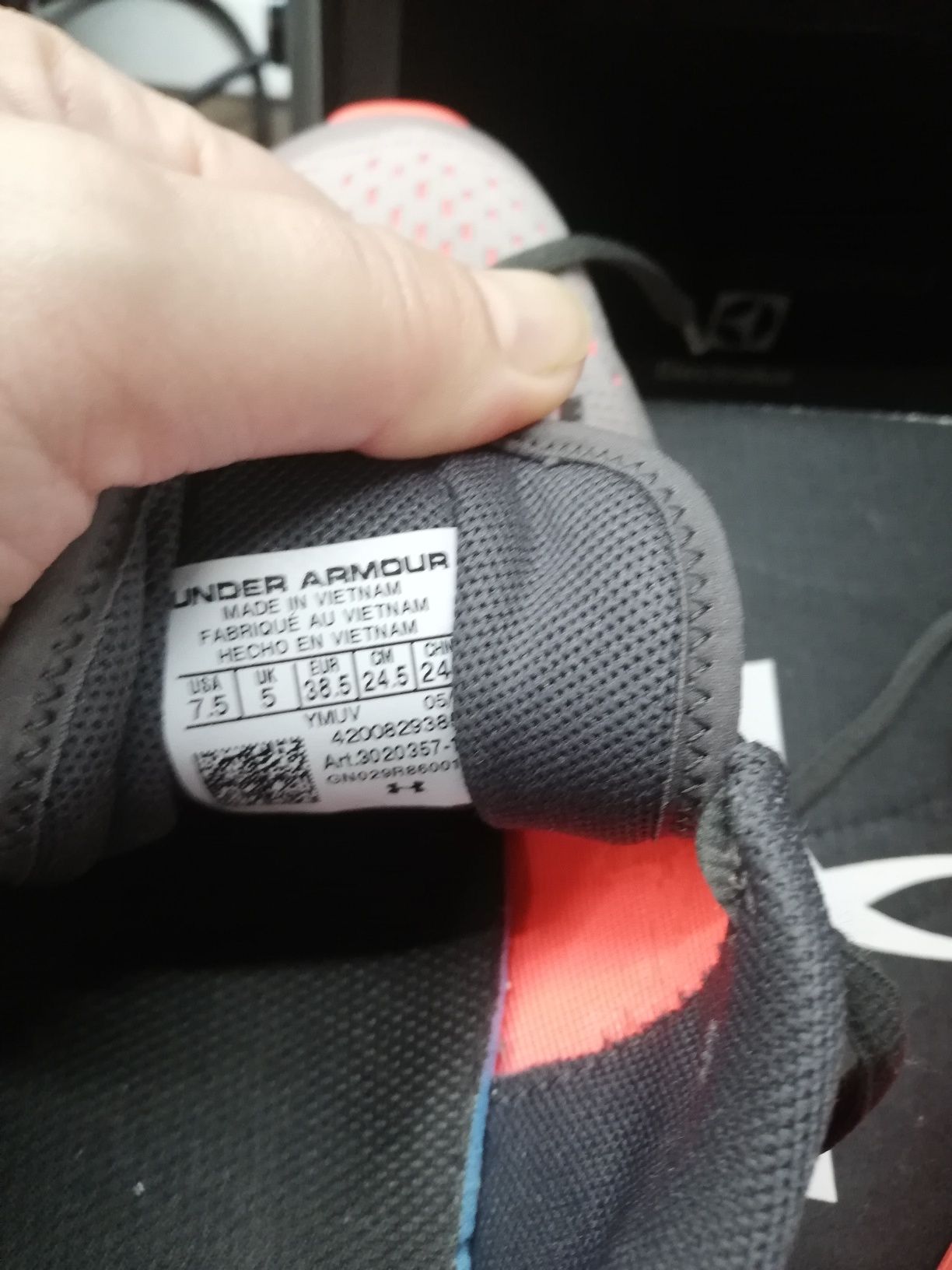 Adidași Under Armour charged bandit 4 mas 38,5