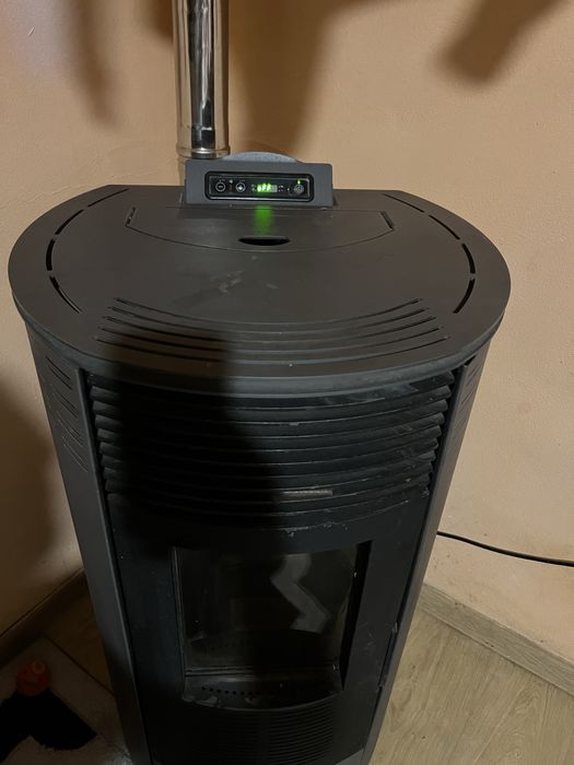 Soba pe peleti in stare foarte buna