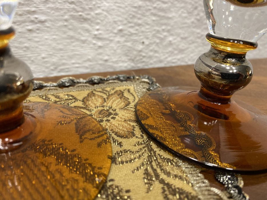 Италиански чаши със столчета от разтопено стъкло