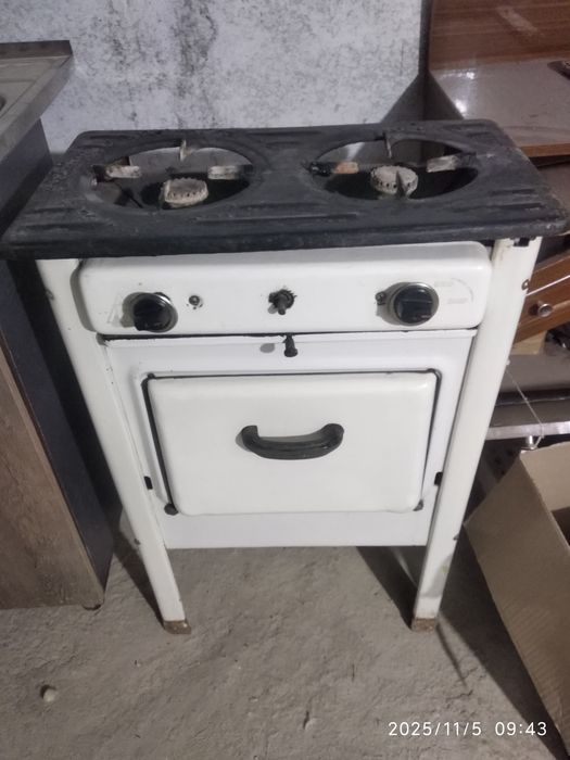 Gaz plita sotiladi. Rossiyskiy