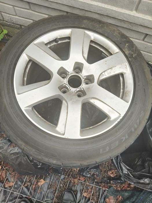 Vând set de jante de Audi pe 17, cu tot cu anvelope