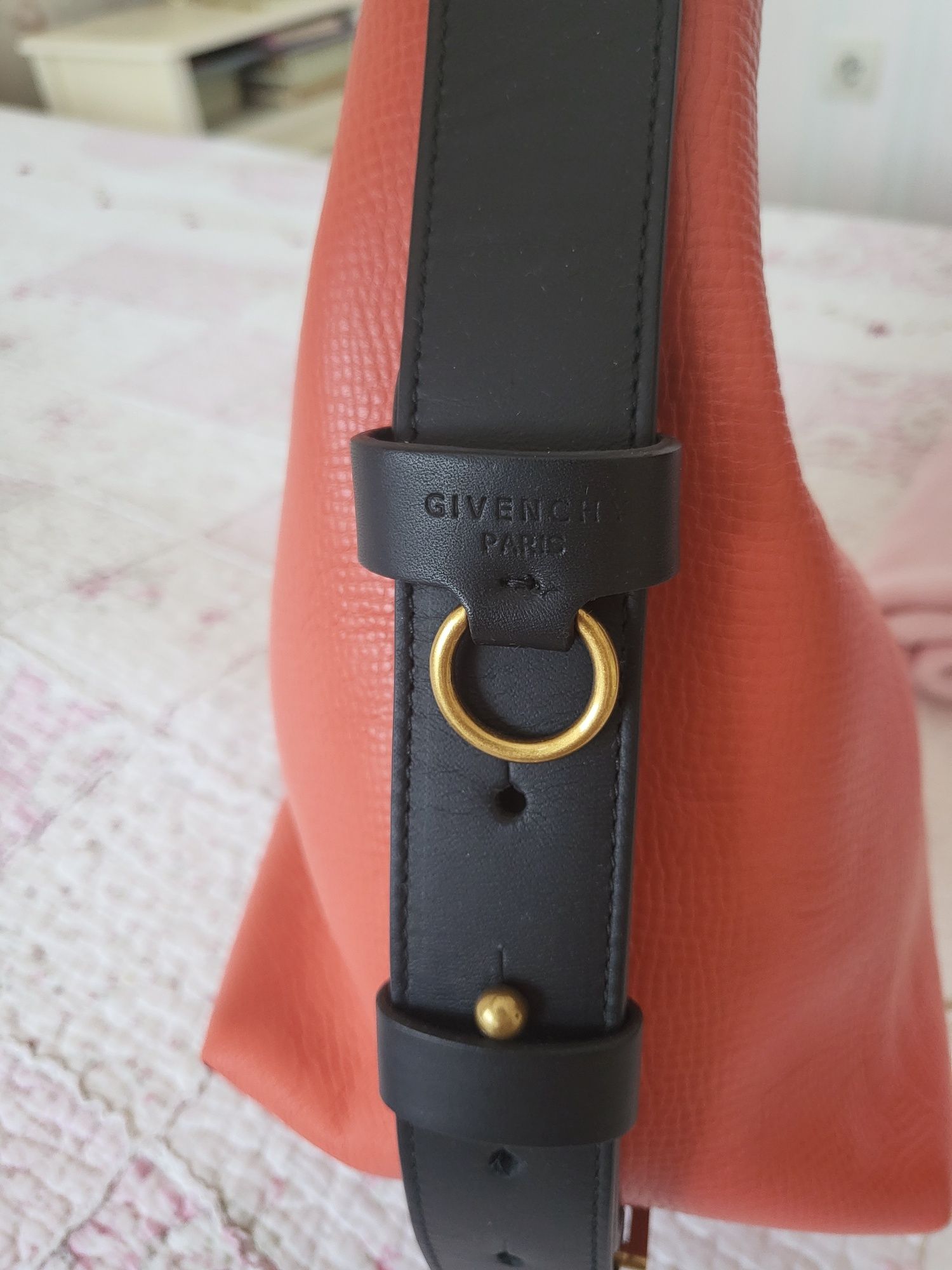 Givenchy оригинална чанта