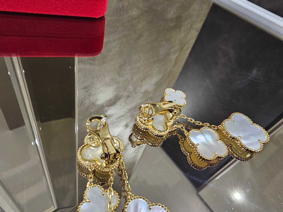 Van Cleef & Arpels VCA 4 Magic Mother of Pearl Alhambra Дамски Обеци
