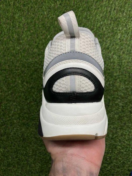 CLASS Dior B22 Reflective White (от/до 40-46 номер)