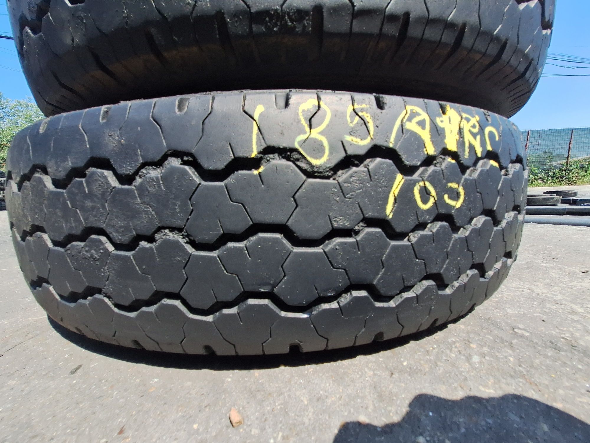 4 anvelope vara 185r14C Fulda