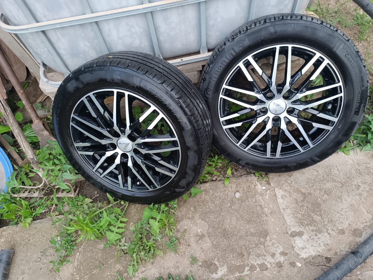 Продам Шины с дисками