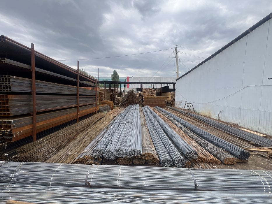 Металлопрокат оптом и в розницу арматура профтрубы трубы уголки сетки