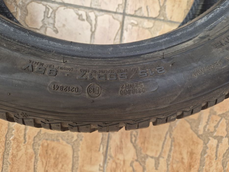 Vând cauciucuri 215/50/17 M+S 2 buc imp Germania