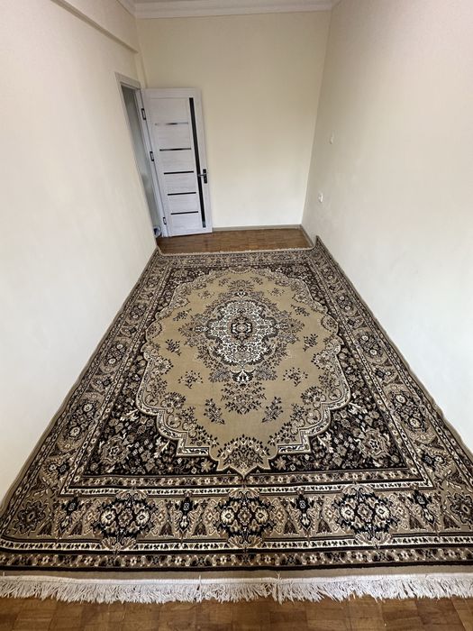 Продам российский ковер