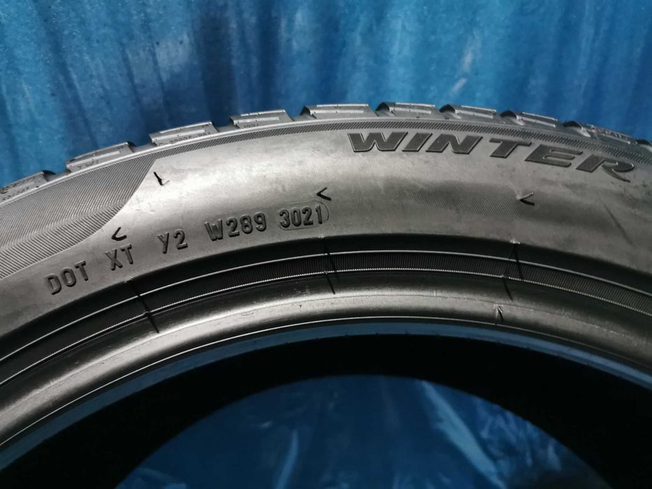 245 45 19 - 275 40 19 pirelli runflat m+s 4 buc