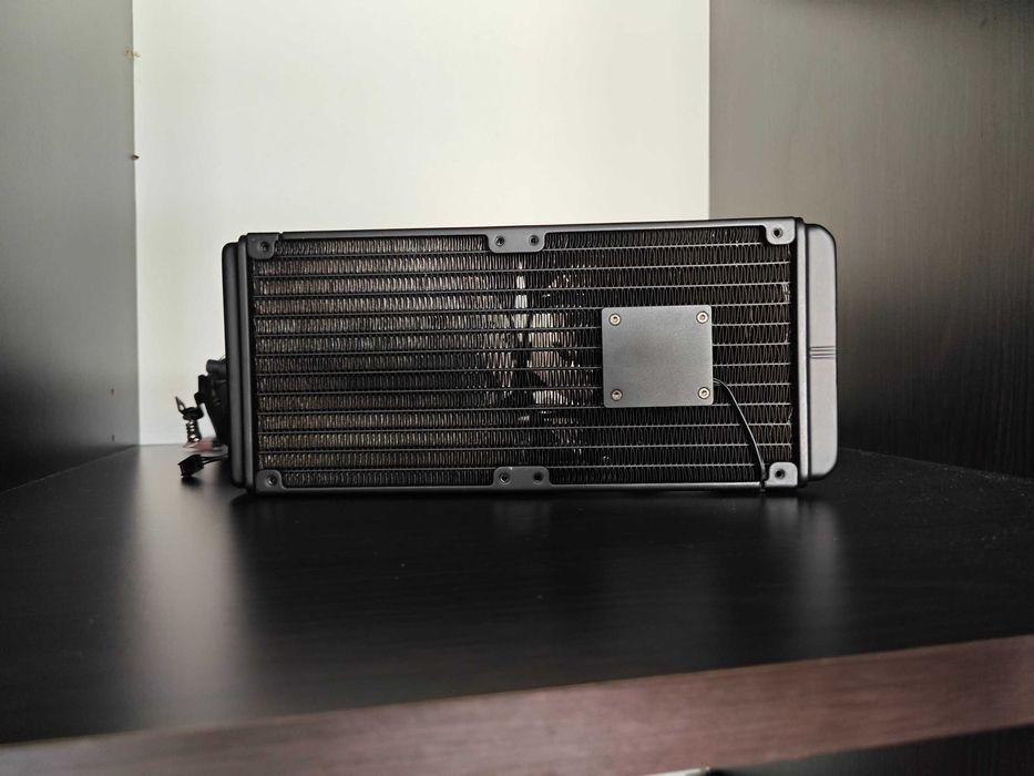MSI CoreLiquid 240R – răcire excelentă pentru gaming și overclocking