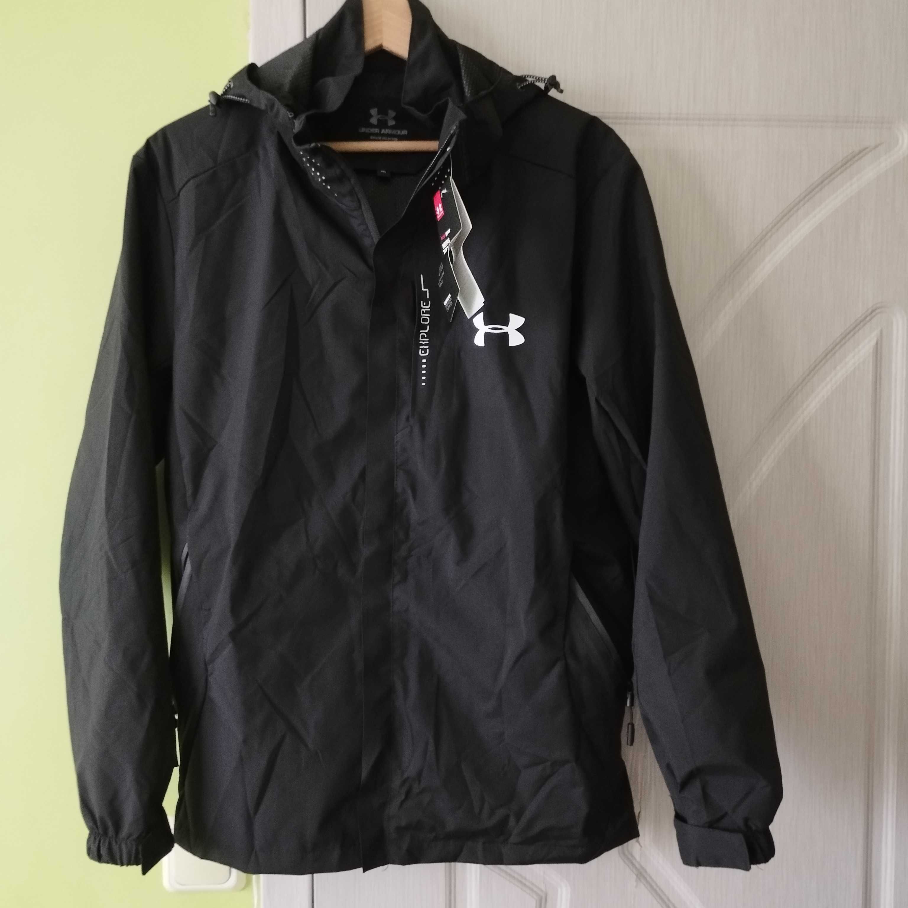 Ветровка Under armour,размер М. Цена 74.90 лв.