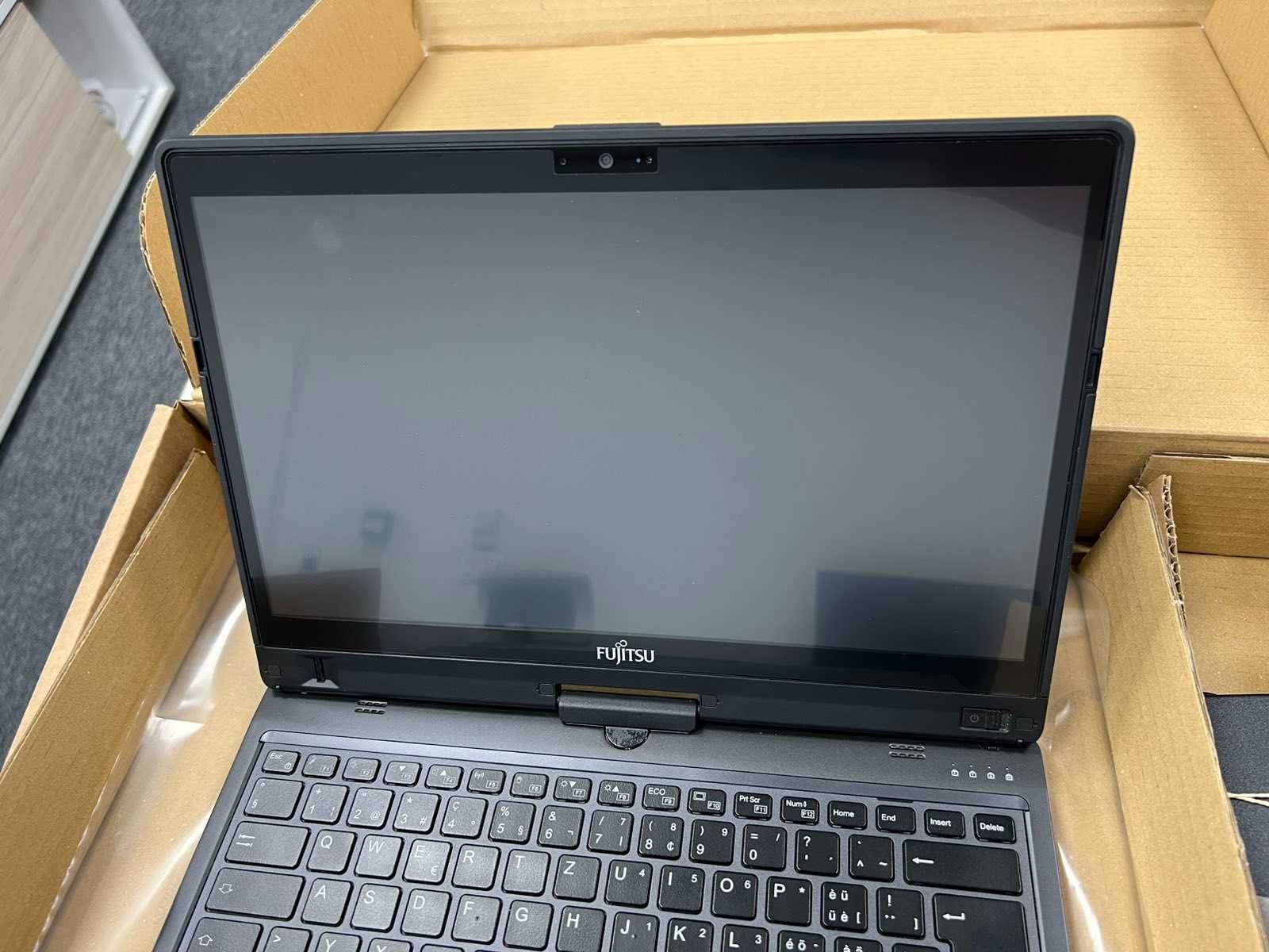 Fujitsu LIFEBOOK T937 лаптоп и таблет 2 в 1