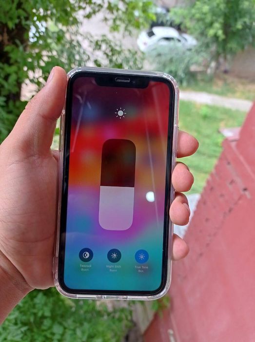 Iphone xr face ud true tone bor