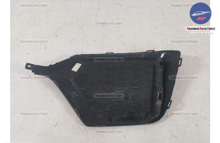 Хонда Цивик / Honda Civic Оригинална задна решетка/основа на броня отд