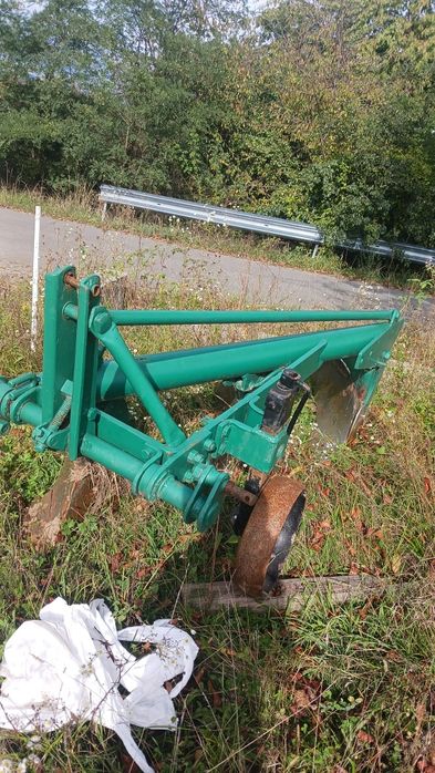 Vând urgent plug pp4