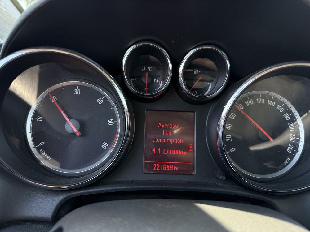 Opel Astra J 1.7 diesel 110cai