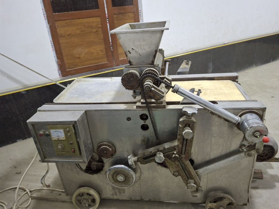 Песочний апарат сотилади