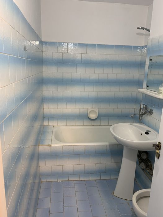 Garsoniera de inchiriat