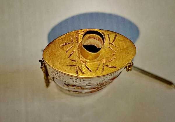 10055-Sticla Parfum alama intarsii sidef cu stelute aurii.