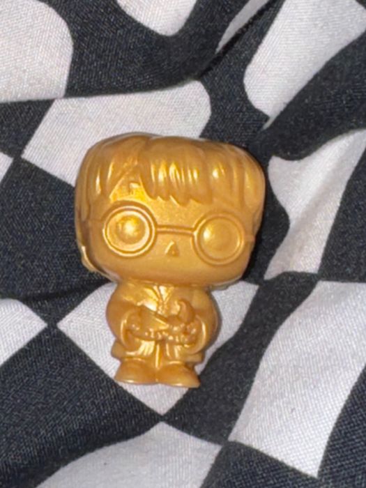 Figurina Harry Potter Gold originală