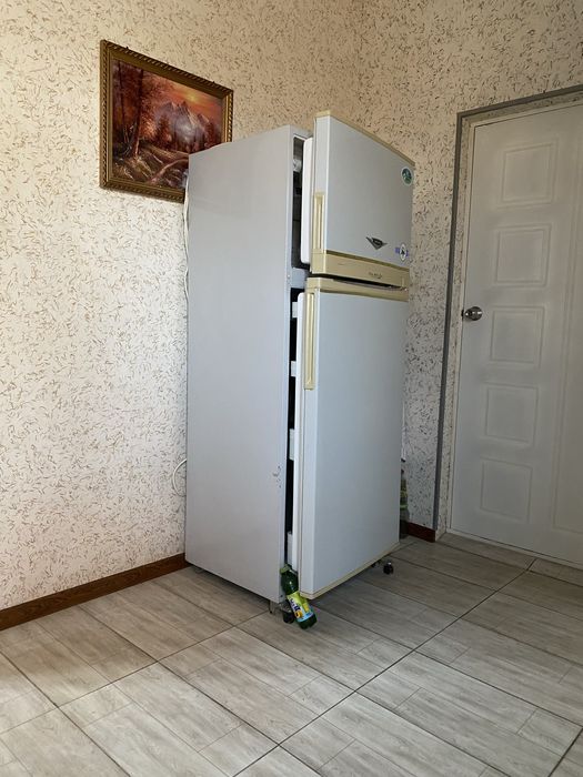 Холодильник двухкамерный DAEWOO