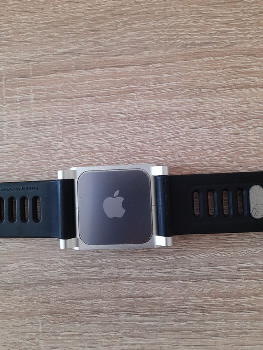 Смарт часовник  шесто  поколение