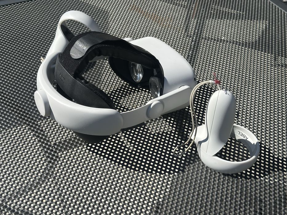 VR Meta Quest 2 – Ca nou + cadou special!