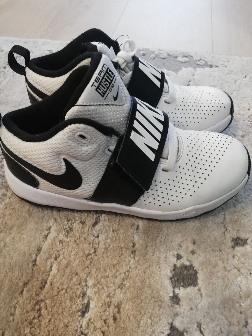 Nike team hustle08