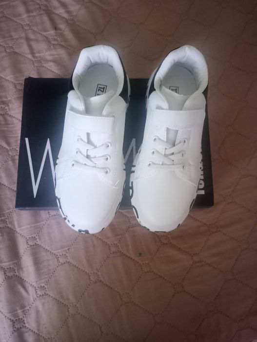 Детски обувки за момиче