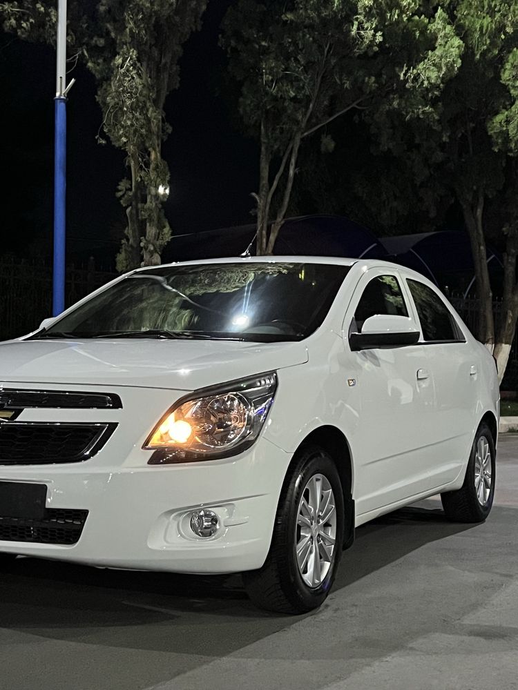 Chevolet Cobalt 2022