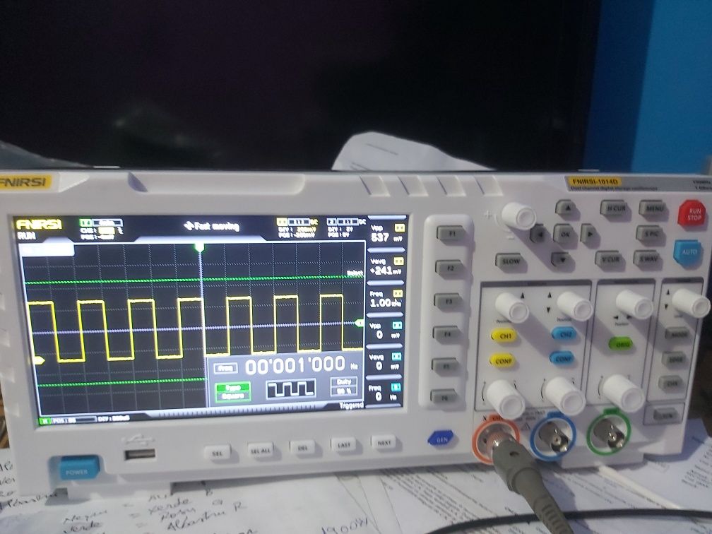 Osciloscop Digital Fnirsi 1014 D